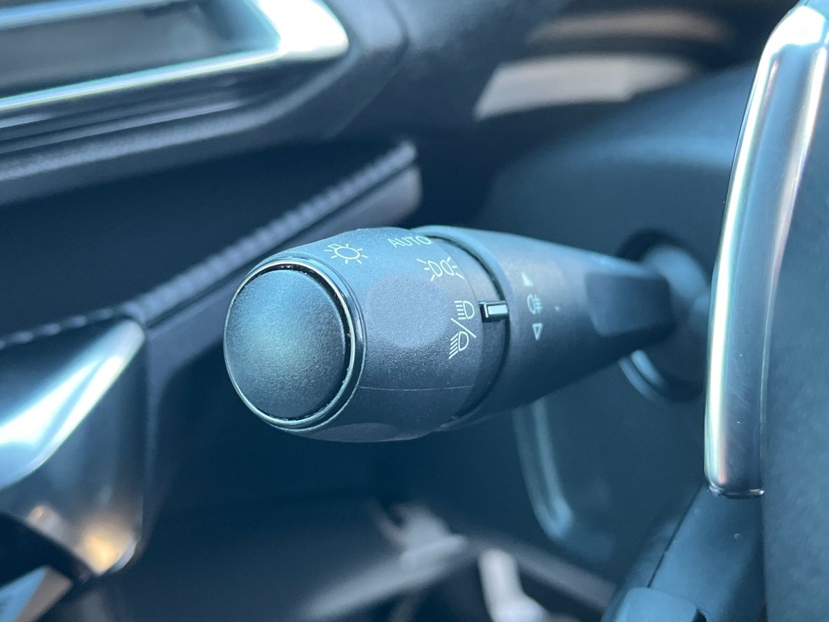 Used Peugeot 5008 2023 for sale - 76604123: Photo 25