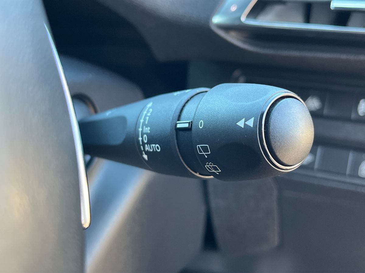 Used Peugeot 5008 2023 for sale - 76604123: Photo 26