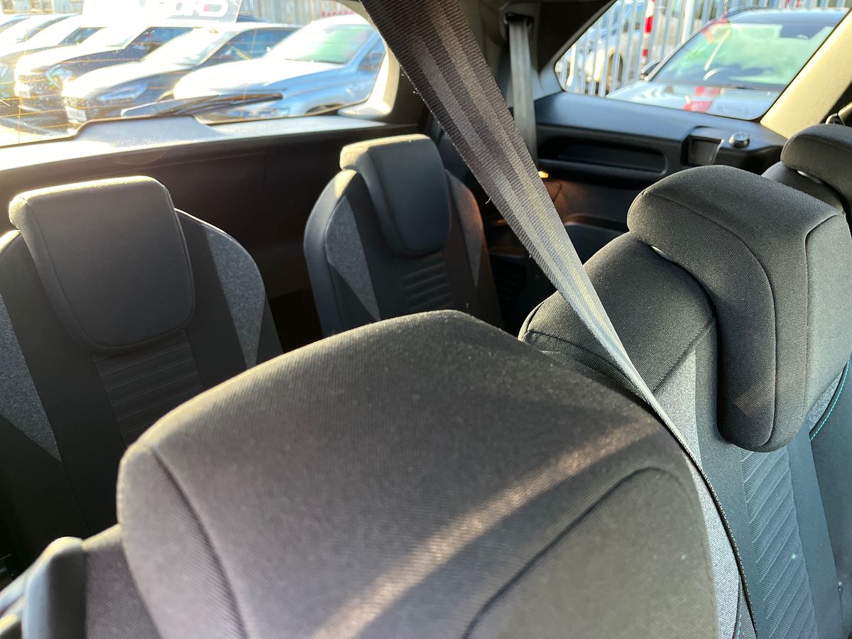 Used Peugeot 5008 2023 for sale - 76604123: Photo 37