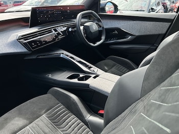 Used Peugeot 3008 2024 for sale - 75969716: Photo