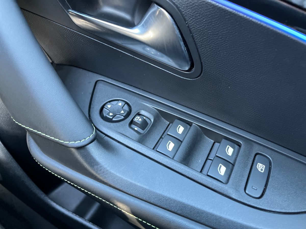 Used Peugeot 2008 2025 for sale - 77842747: Photo 37