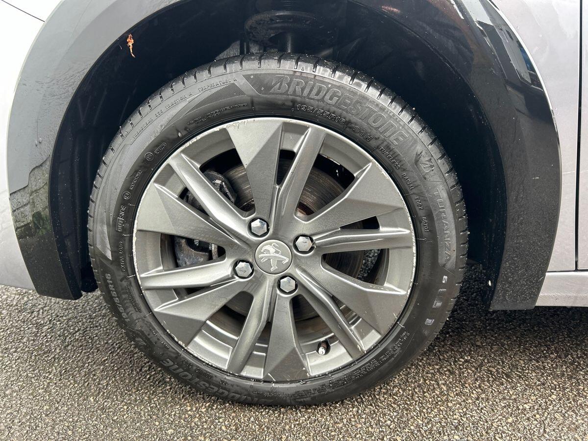 Used Peugeot E-208 2022 for sale - 77458876: Photo 11