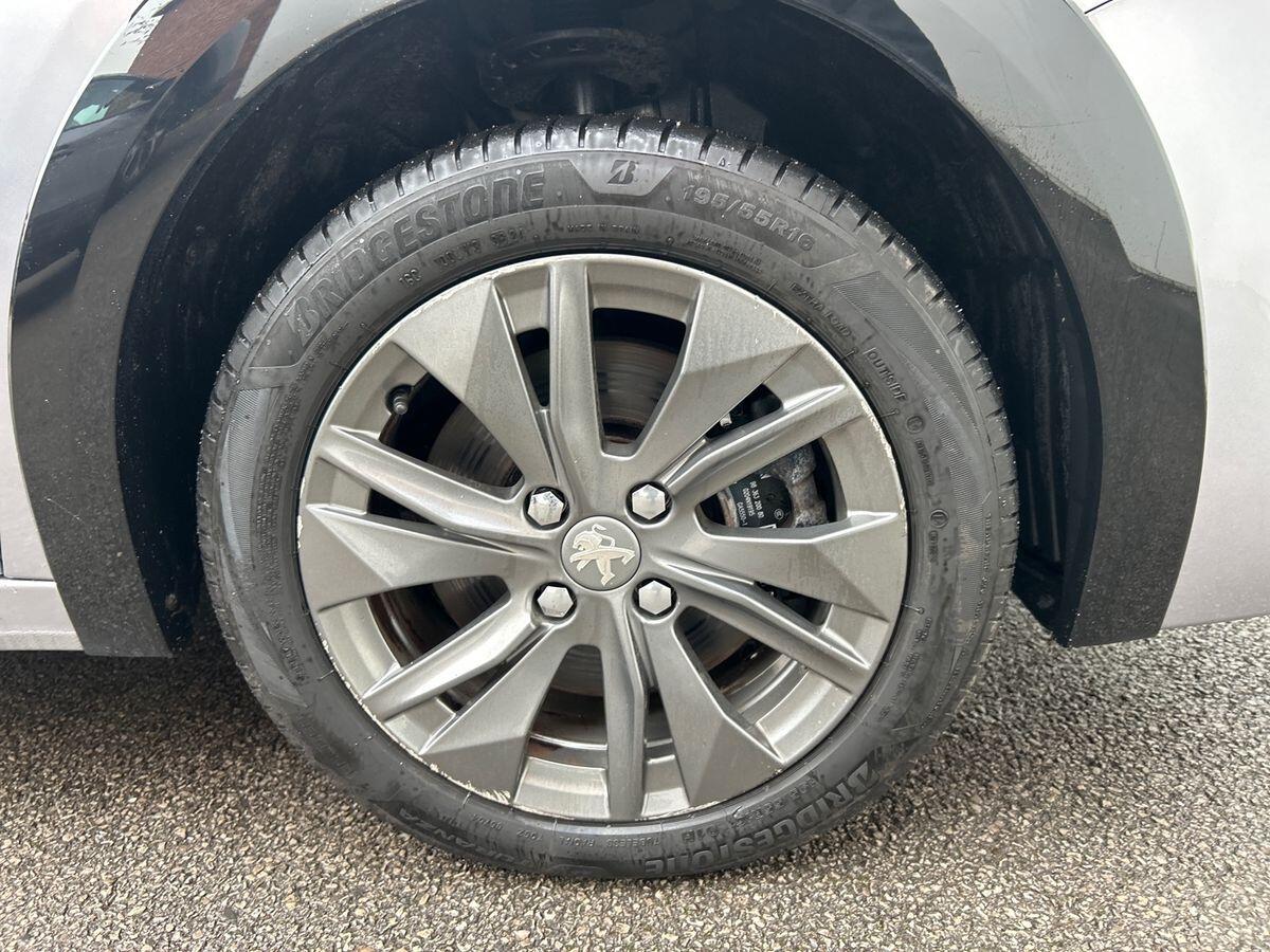 Used Peugeot E-208 2022 for sale - 77458876: Photo 12