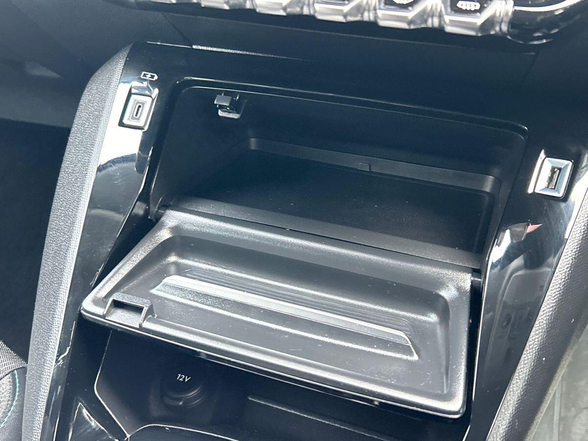 Used Peugeot E-208 2022 for sale - 77458876: Photo 26