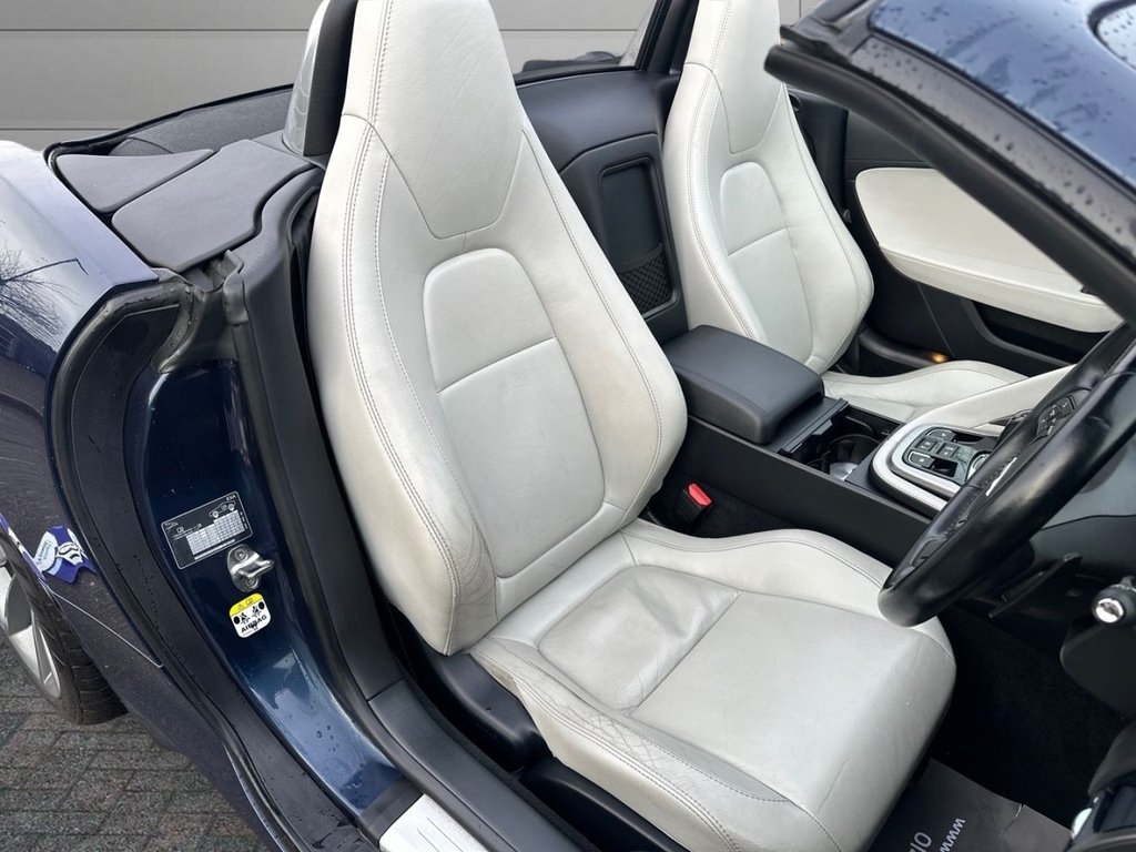 Used Jaguar F-Type 2014 for sale - 77634579: Photo 12