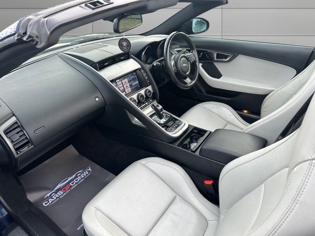 Used Jaguar F-Type 2014 for sale - 77634579: Photo 16