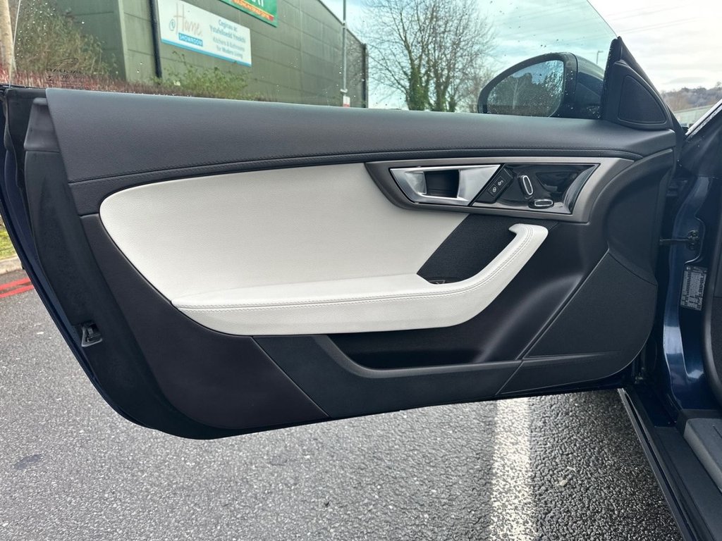 Used Jaguar F-Type 2014 for sale - 77634579: Photo 28