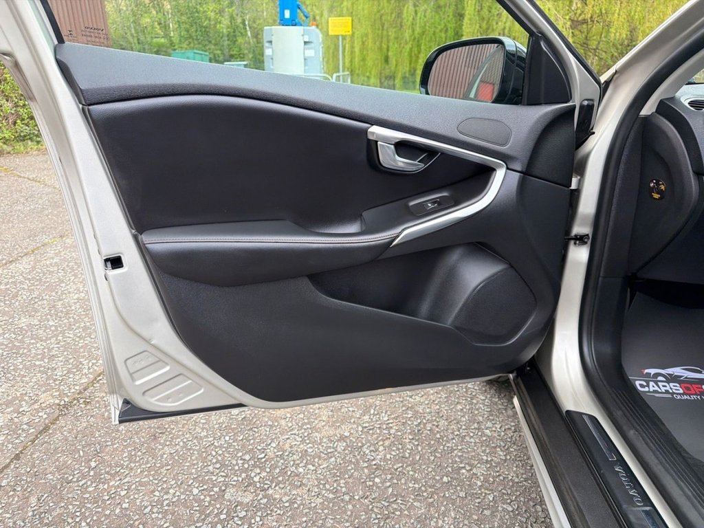 Used Volvo V40 2017 for sale - 78213010: Photo 26