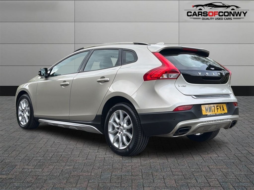 Used Volvo V40 2017 for sale - 78213010: Photo 4