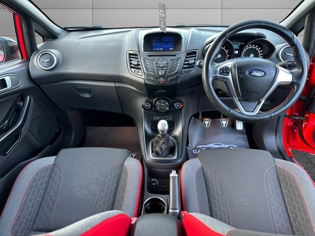 Used Ford Fiesta 2017 for sale - 76361624: Photo 16