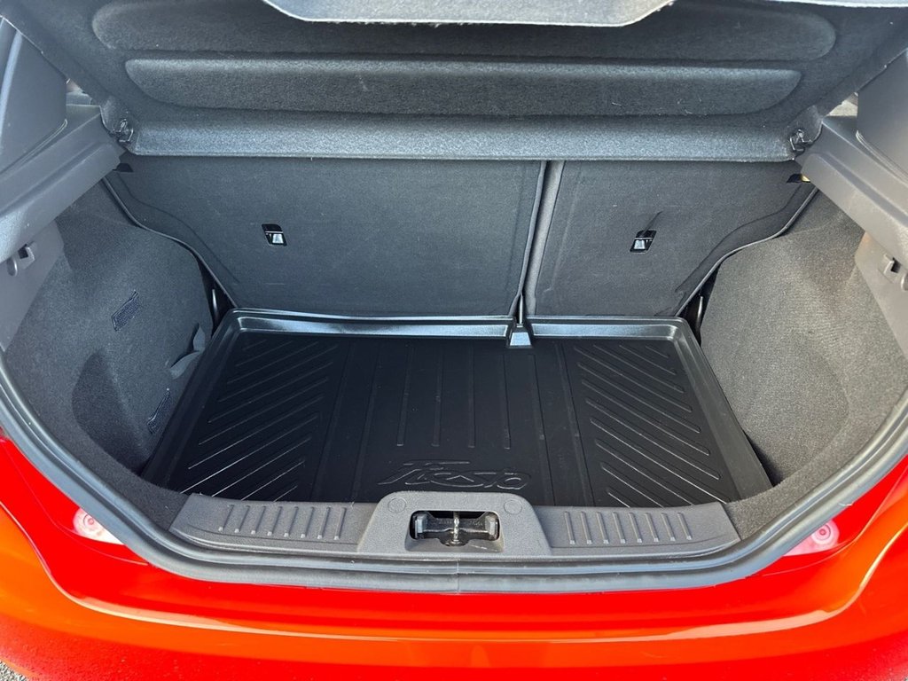 Used Ford Fiesta 2017 for sale - 76361624: Photo 24