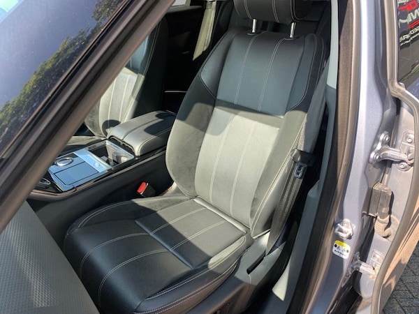 Used Land Rover Range Rover Velar 2017 for sale - 75565170: Photo 15