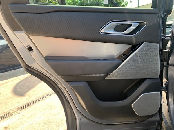 Used Land Rover Range Rover Velar 2017 for sale - 75565170: Photo 30