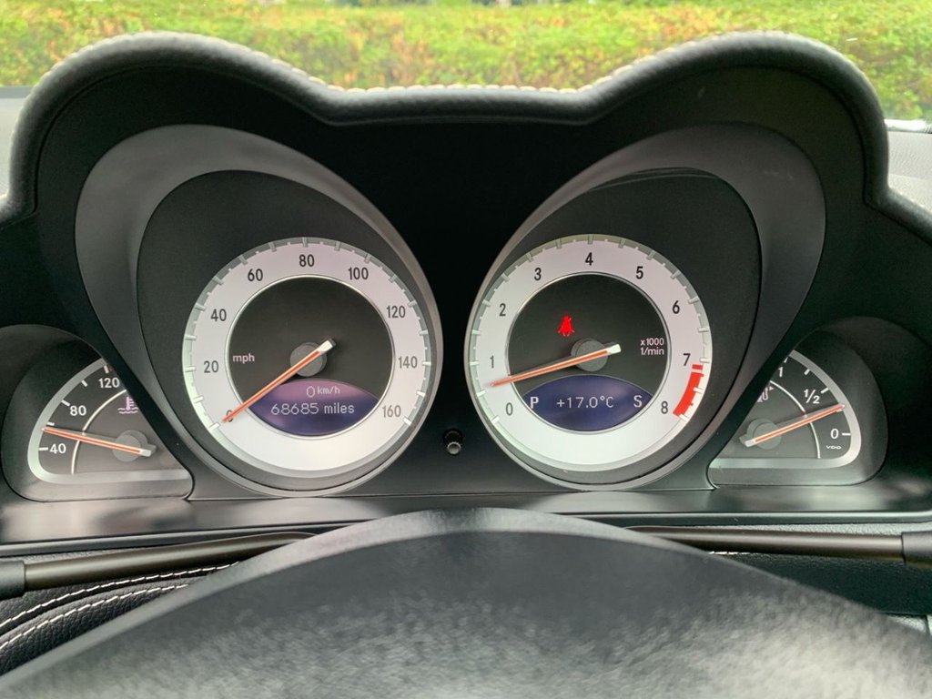 Used Mercedes-Benz SL 2009 for sale - 77668810: Photo 21