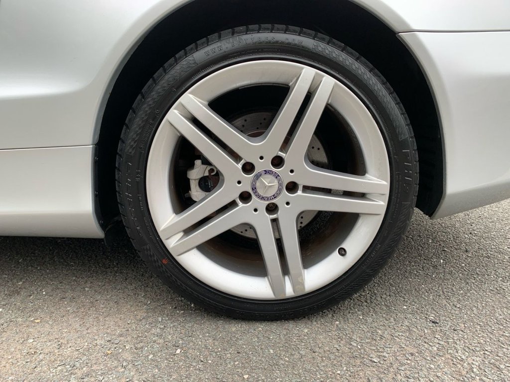 Used Mercedes-Benz SL 2009 for sale - 77668810: Photo 29