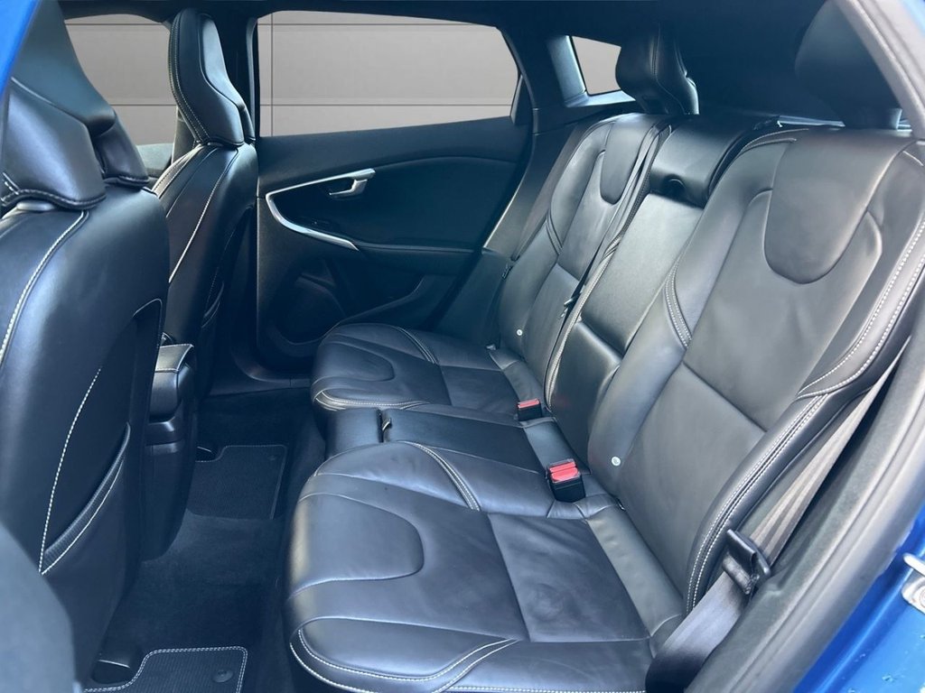 Used Volvo V40 2018 for sale - 77089037: Photo 15