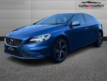 Used Volvo V40 2018 for sale - 77089037: Photo