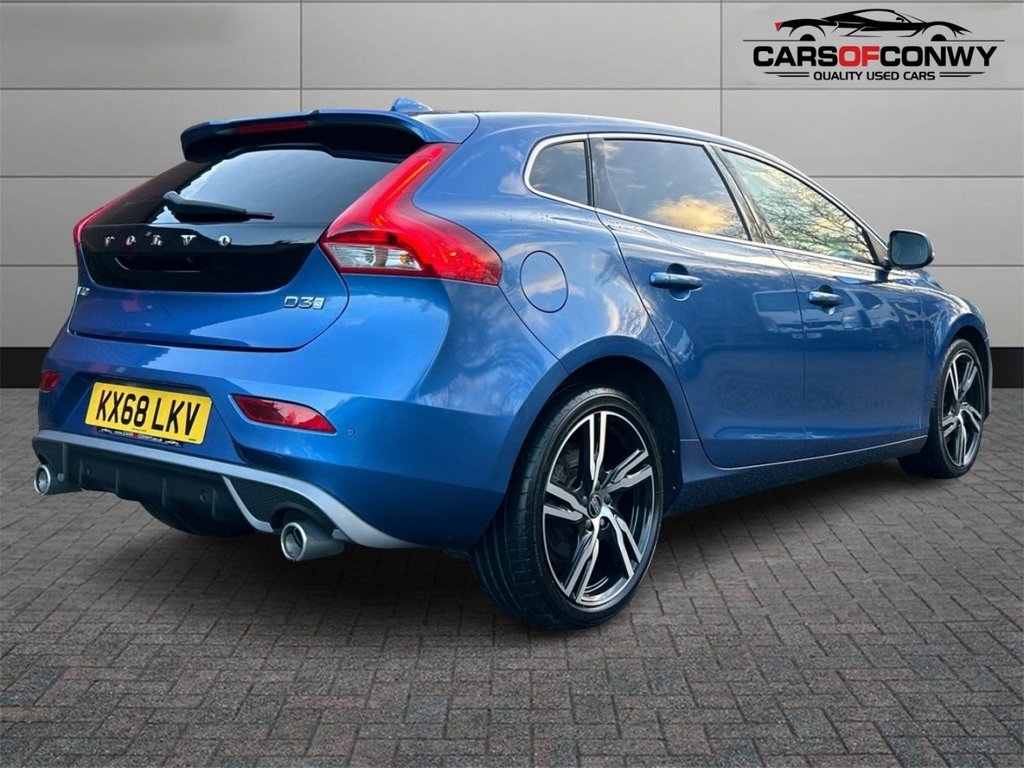 Used Volvo V40 2018 for sale - 77089037: Photo 7