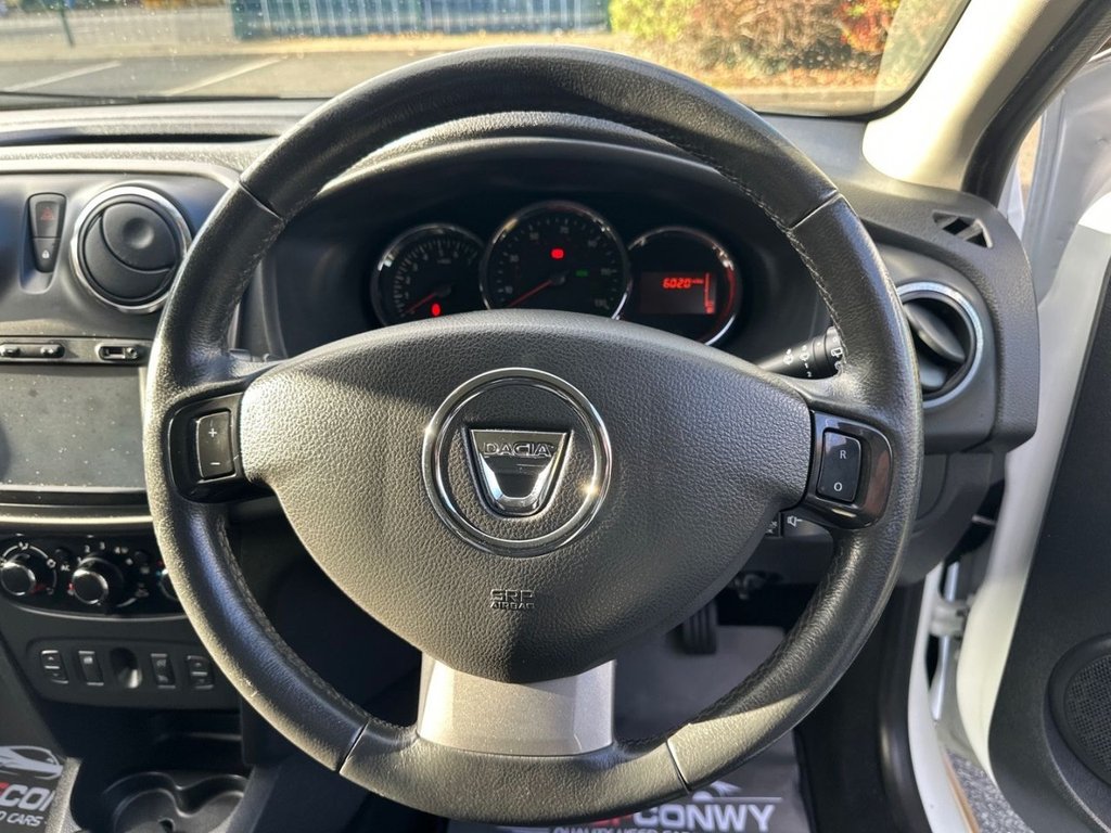 Used Dacia Sandero Stepway 2015 for sale - 76453930: Photo 18