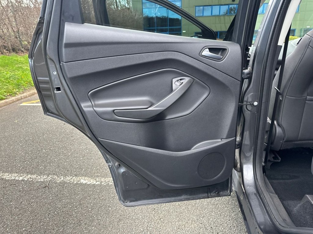 Used Ford Kuga 2017 for sale - 76797550: Photo 28