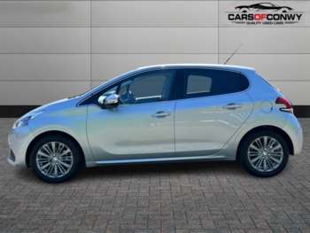 Used Peugeot 208 2017 for sale - 74752579: Photo