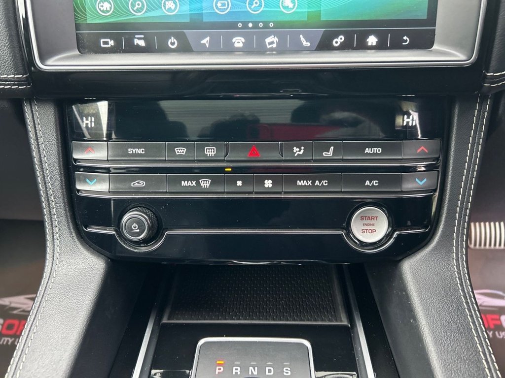 Used Jaguar F-Pace 2018 for sale - 77275634: Photo 21