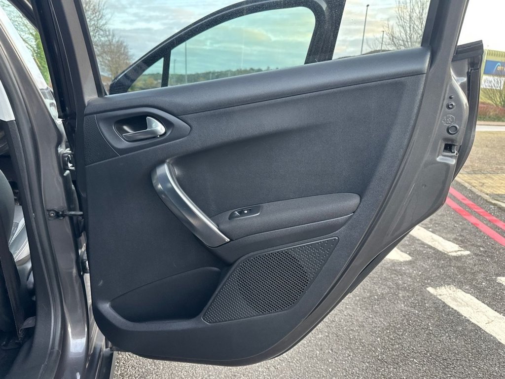 Used Peugeot 2008 2018 for sale - 77088932: Photo 25