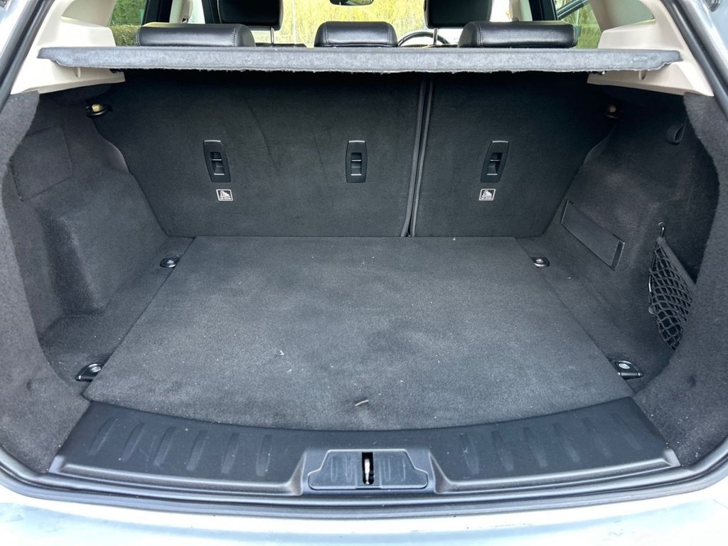 Used Jaguar E-Pace 2018 for sale - 76900392: Photo 28