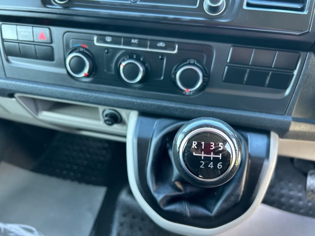 Used Volkswagen Transporter 2016 for sale - 77798187: Photo 20