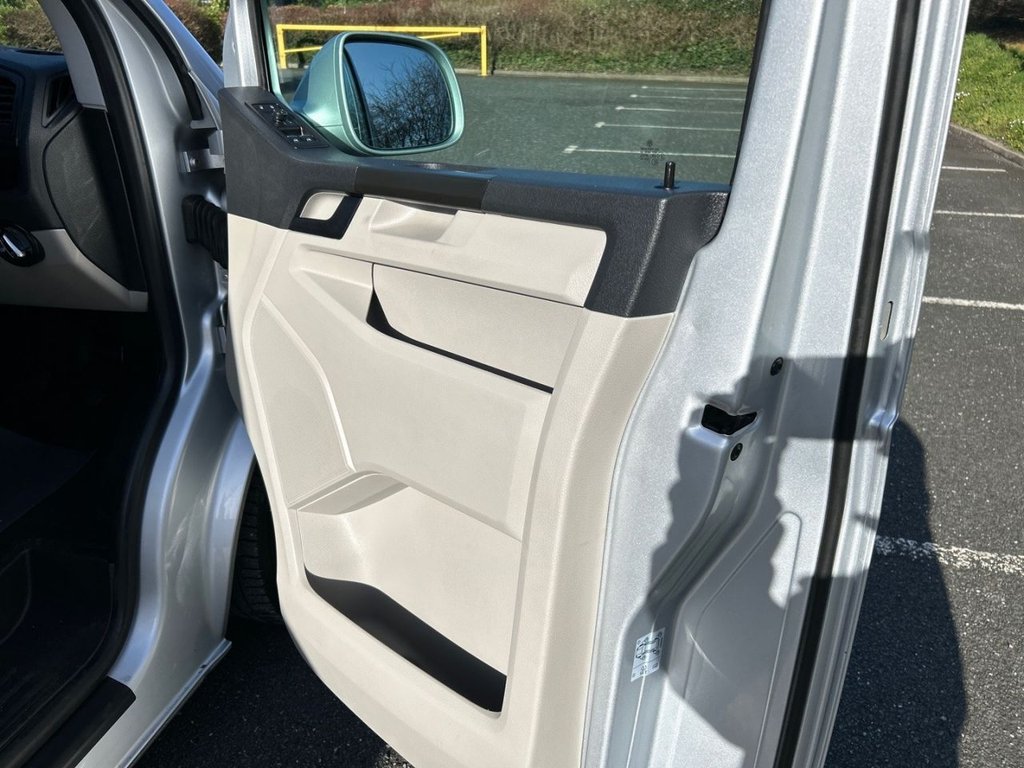 Used Volkswagen Transporter 2016 for sale - 77798187: Photo 26