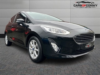 Used Ford Fiesta 2017 for sale - 77049090: Photo