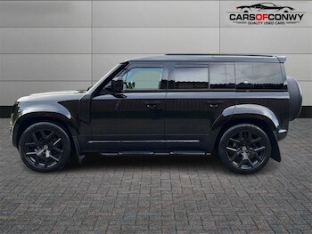 Used Land Rover Defender 2022 for sale - 78256270: Photo