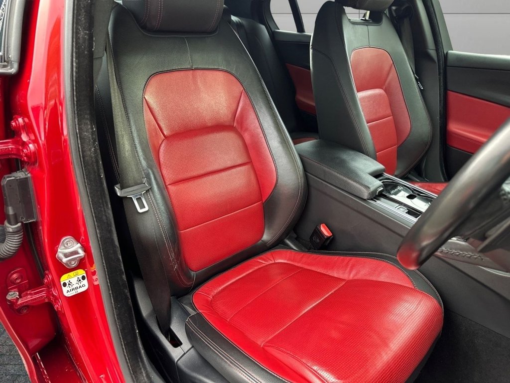 Used Jaguar XE 2015 for sale - 76454166: Photo 10