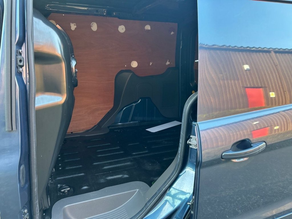 Used Ford Transit Connect 2018 for sale - 77167270: Photo 24
