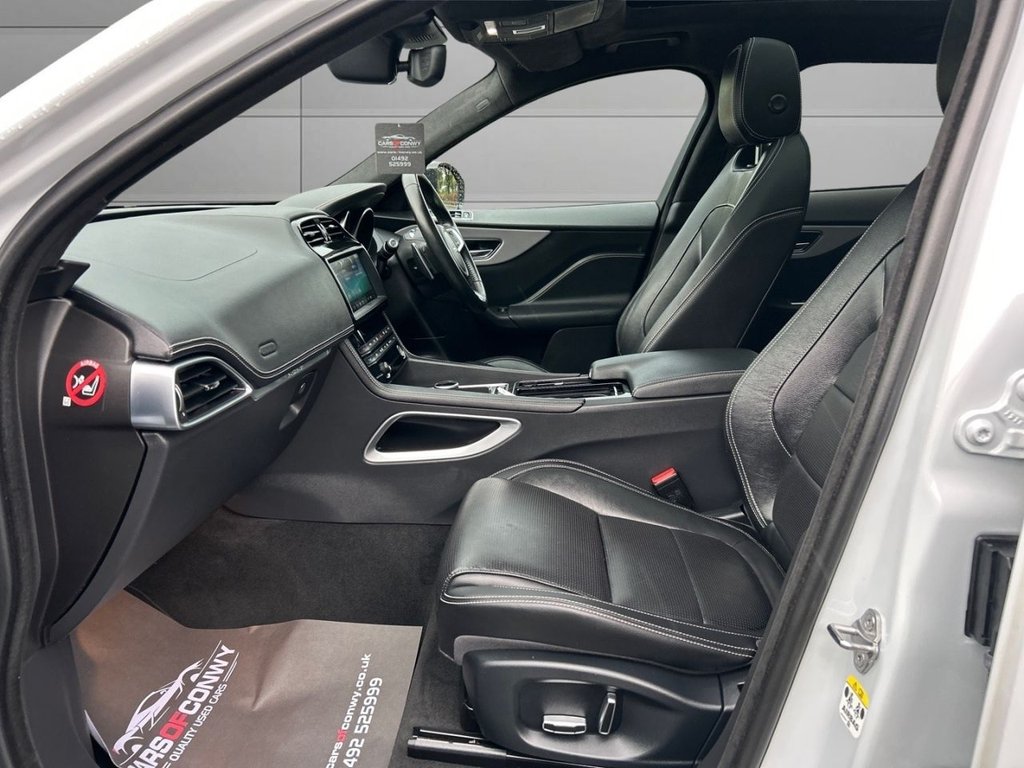 Used Jaguar F-Pace 2018 for sale - 77631577: Photo 12