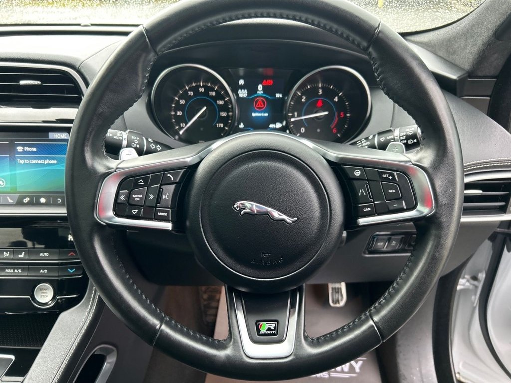 Used Jaguar F-Pace 2018 for sale - 77631577: Photo 18