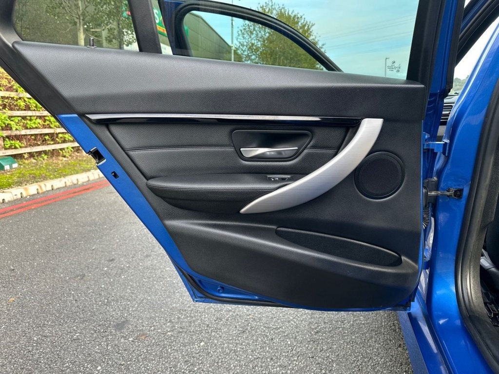 Used BMW 3 Series 2019 for sale - 76604340: Photo 27