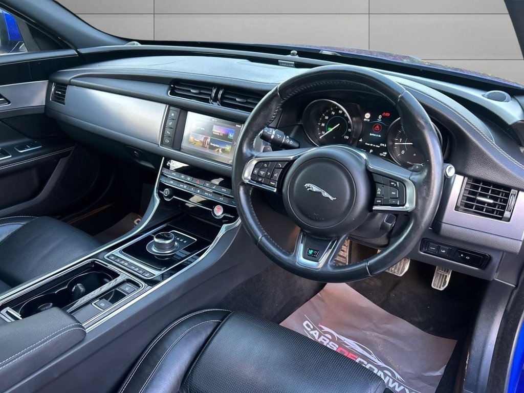 Used Jaguar XF 2018 for sale - 77064865: Photo 9