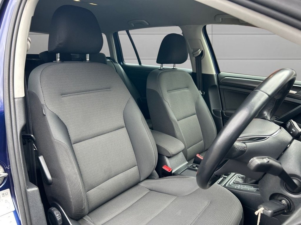 Used Volkswagen Golf 2019 for sale - 77477576: Photo 10