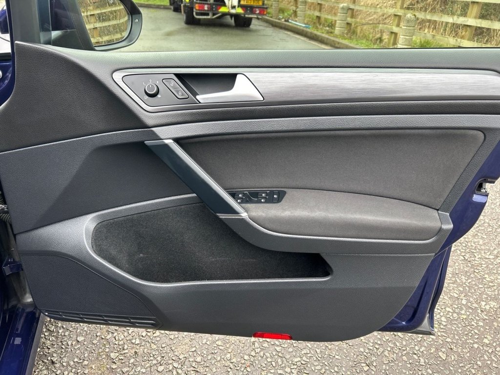 Used Volkswagen Golf 2019 for sale - 77477576: Photo 25