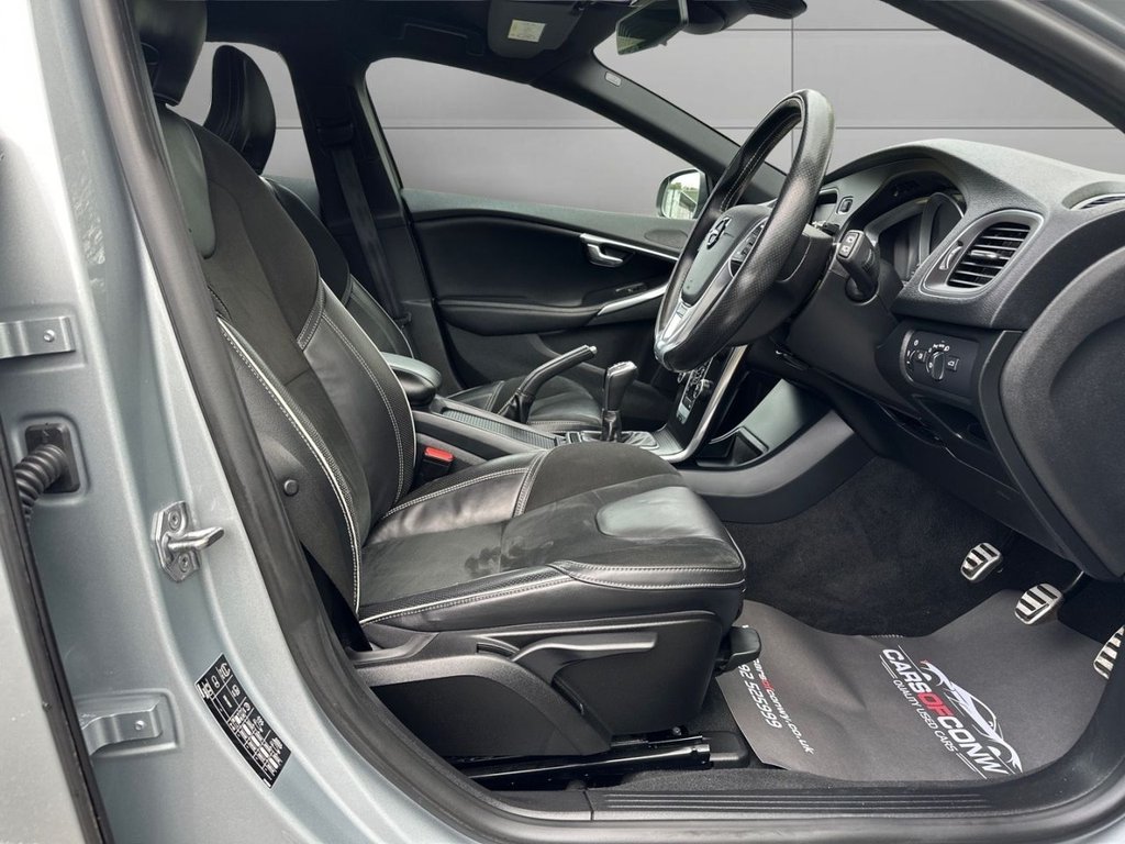 Used Volvo V40 2017 for sale - 76604546: Photo 11