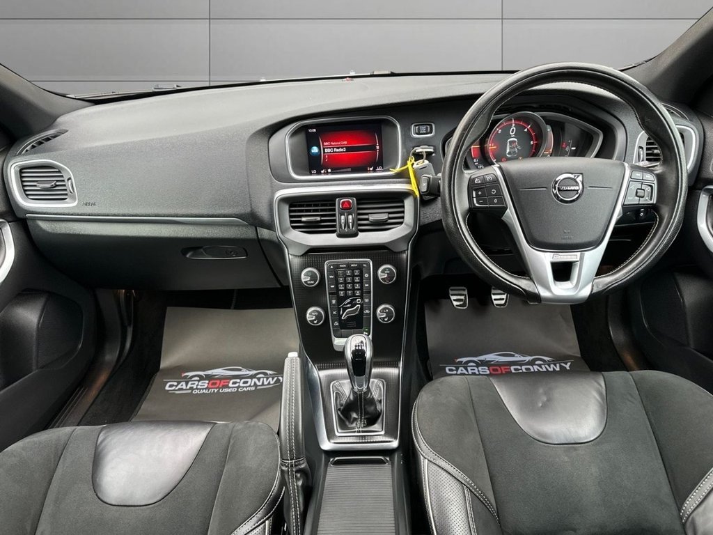 Used Volvo V40 2017 for sale - 76604546: Photo 16