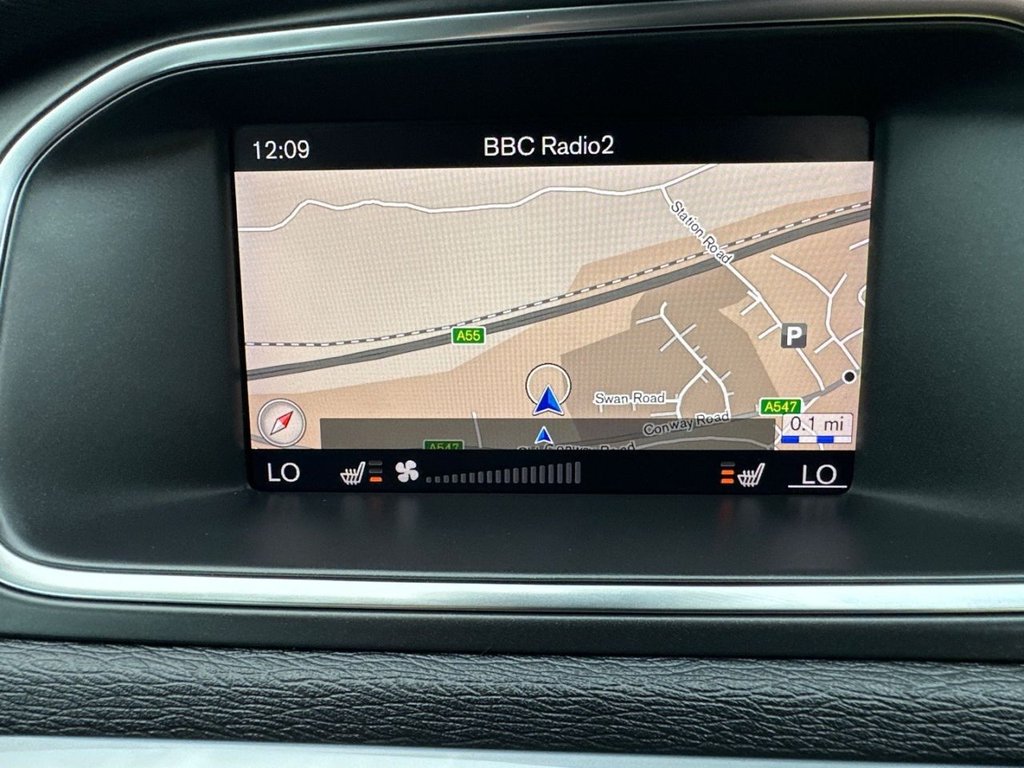 Used Volvo V40 2017 for sale - 76604546: Photo 21