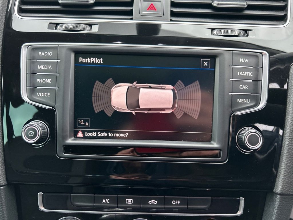 Used Volkswagen Golf 2016 for sale - 77262942: Photo 23