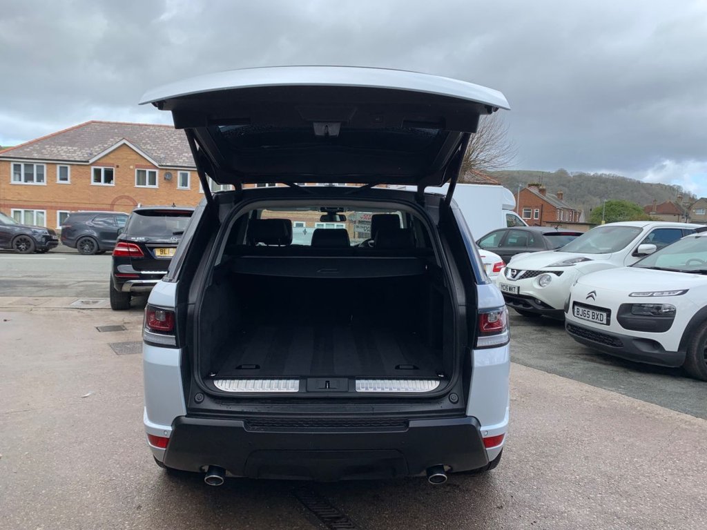 Used Land Rover Range Rover Sport 2015 for sale - 77275897: Photo 8