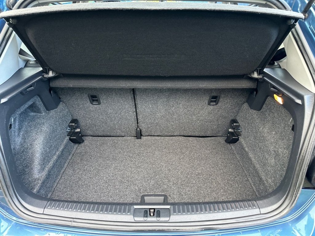 Used Volkswagen Polo 2015 for sale - 77167230: Photo 28