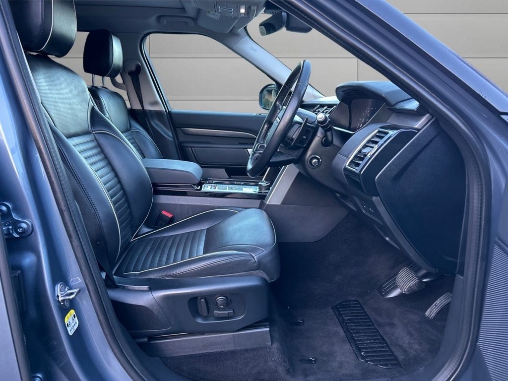 Used Land Rover Discovery 2019 for sale - 77654865: Photo 11