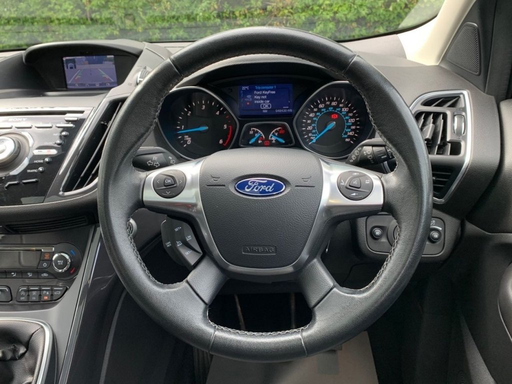 Used Ford Kuga 2015 for sale - 76509809: Photo 18