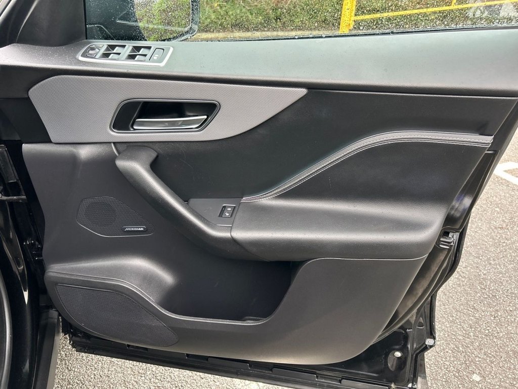 Used Jaguar F-Pace 2019 for sale - 77341460: Photo 25