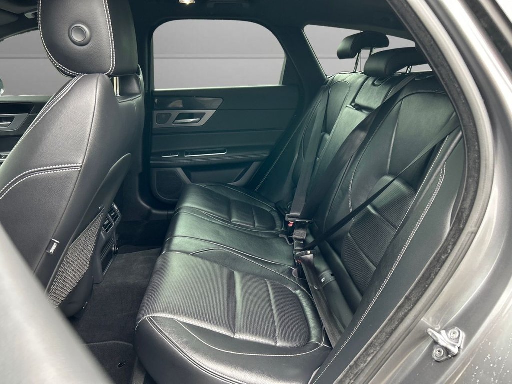 Used Jaguar XF 2018 for sale - 77795040: Photo 15